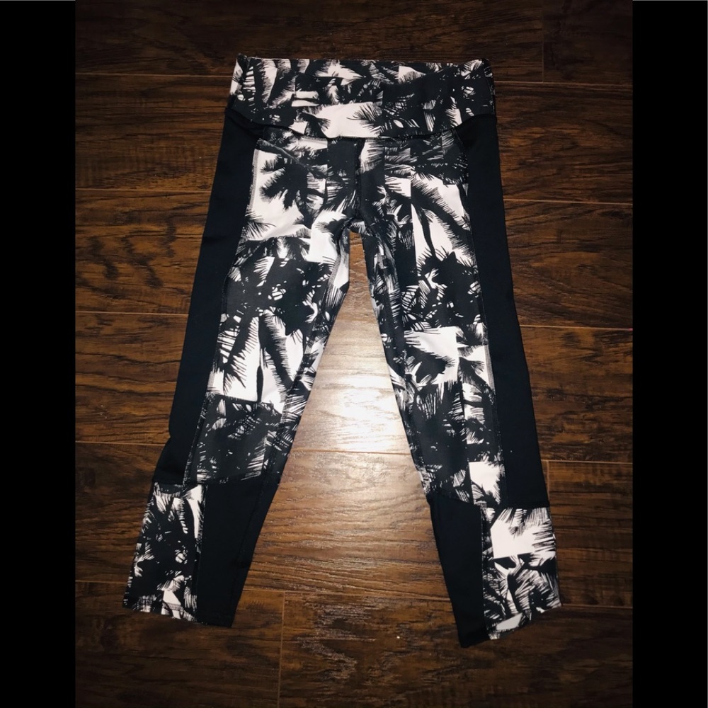 Fabletics Capri - image 2